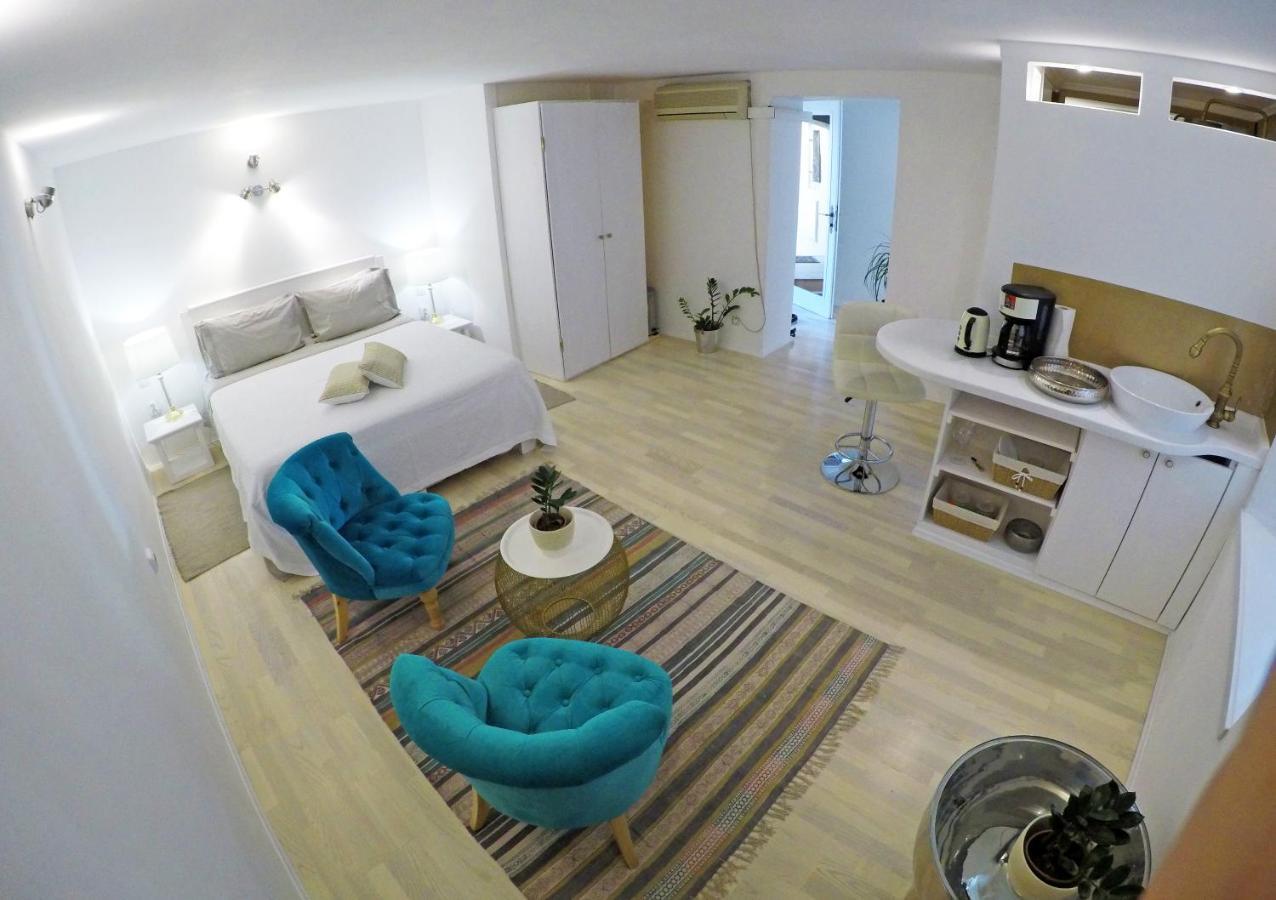 Swan City Apartment & Room Шибеник Екстер'єр фото